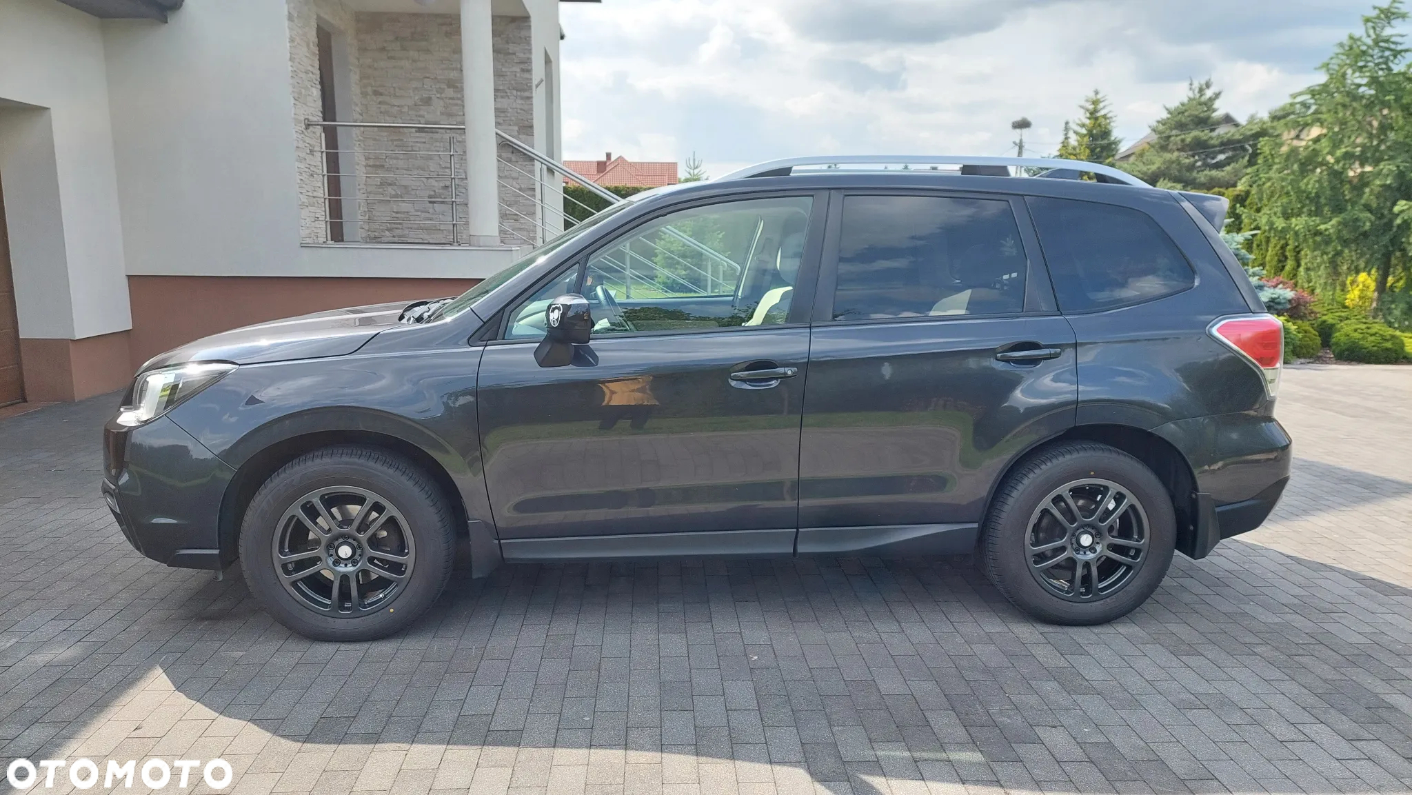 Subaru Forester 2.0i Comfort Lineartronic - 2