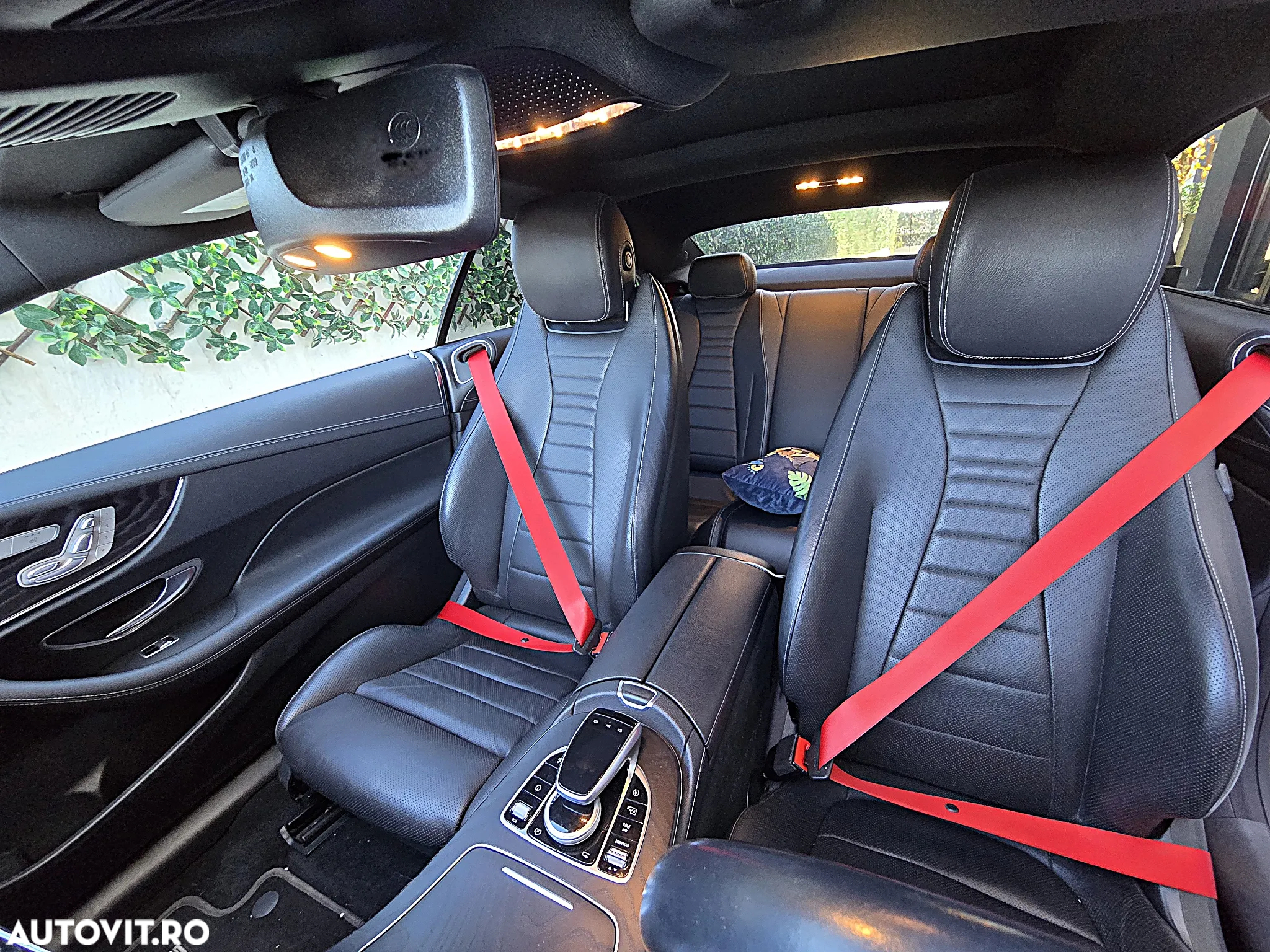 Mercedes-Benz E 350 Coupe 9G-TRONIC AMG Line - 10