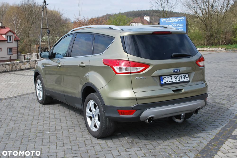 Ford Kuga 2.0 TDCi 2x4 Titanium - 5