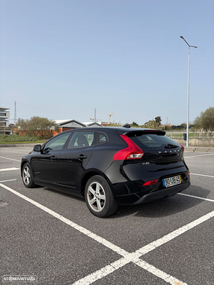 Volvo V40 2.0 D2 Kinetic Eco - 6