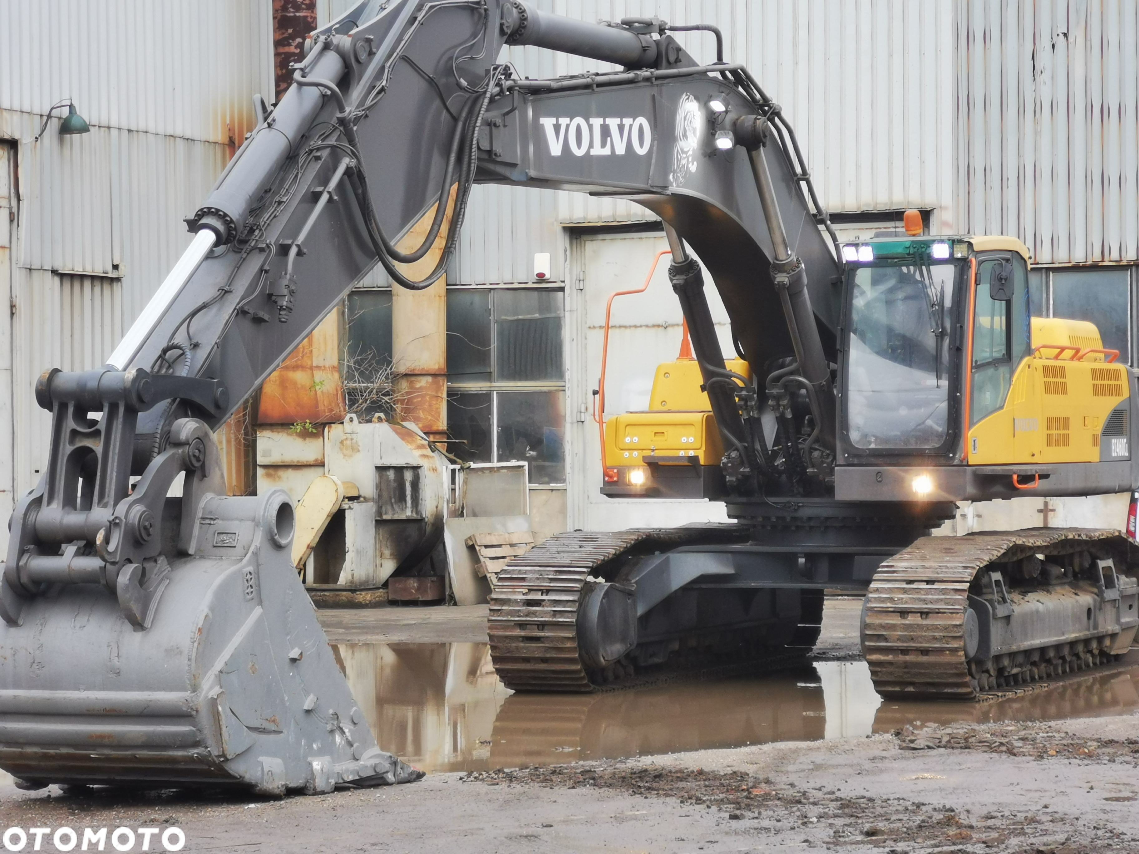 Volvo EC460CL - 2