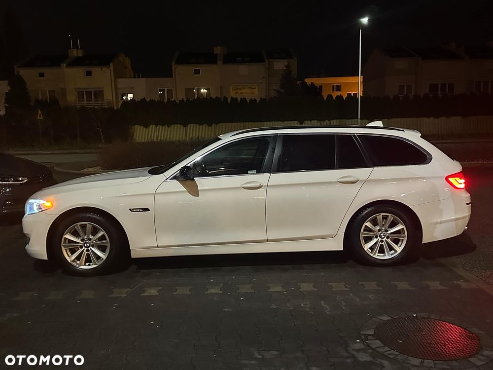 BMW Seria 5 520d - 13