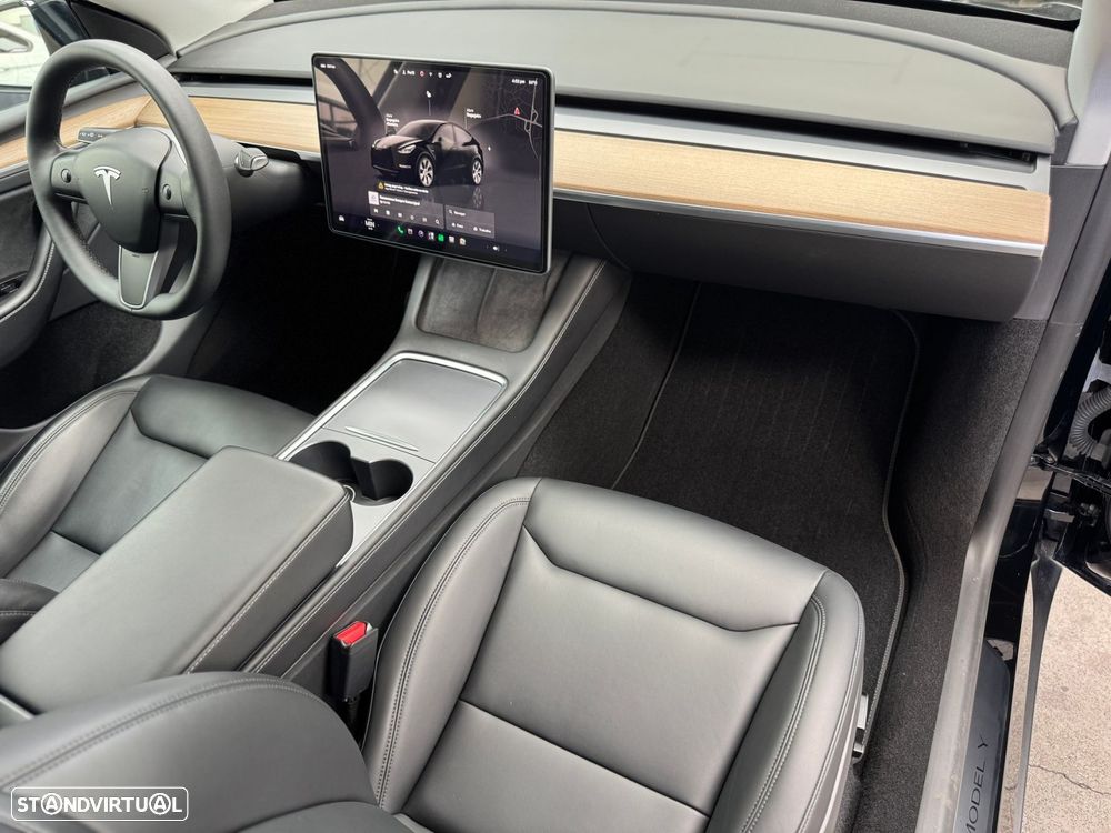 Tesla Model Y Tração Traseira - 44