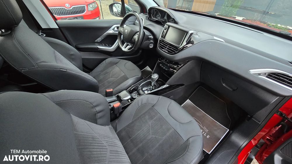 Peugeot 2008 PureTech 110 GPF Stop&Start EAT6 Crossway - 10