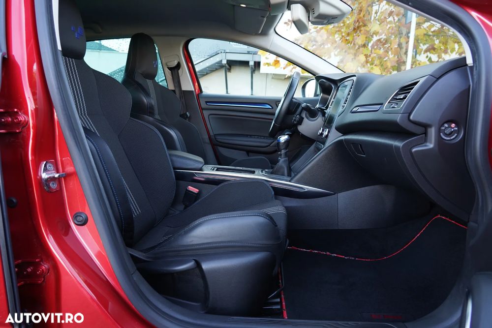 Renault Megane ENERGY dCi 130 GT LINE - 16