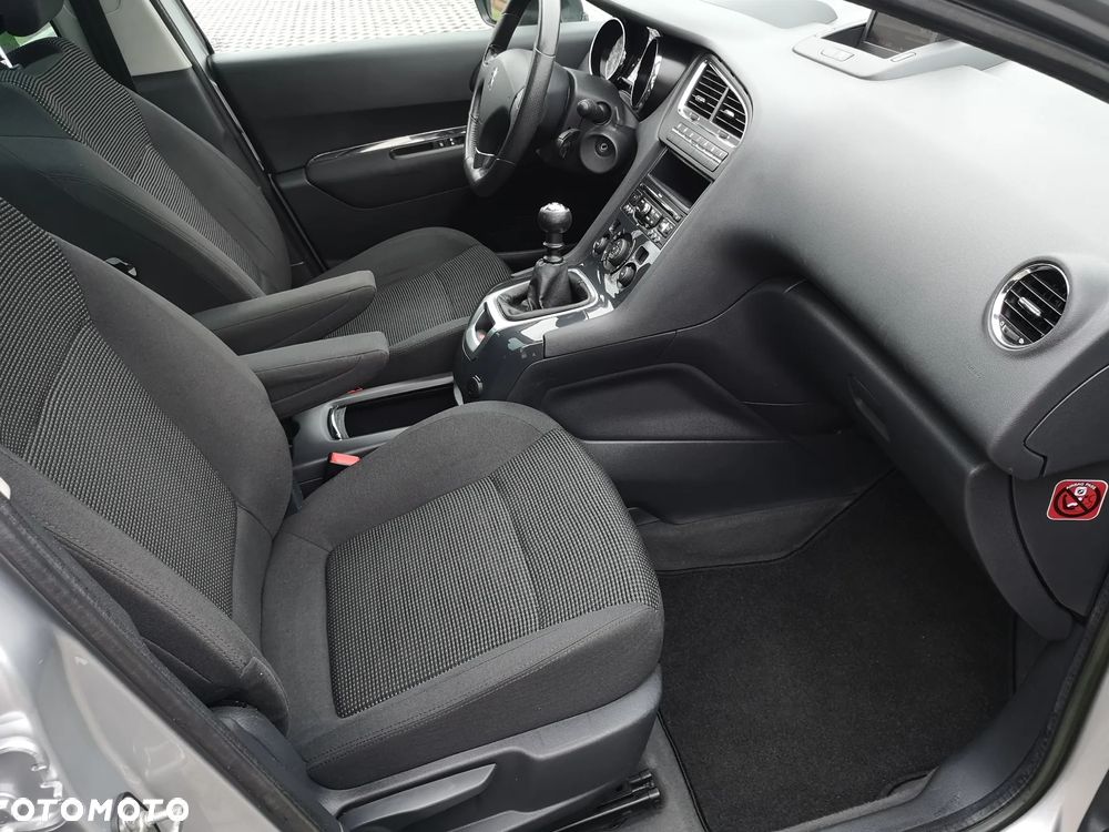 Peugeot 5008 155 THP Allure - 31