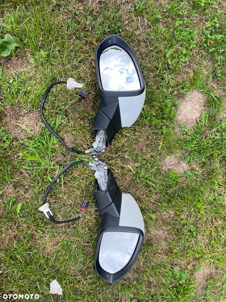 Lusterko lewe prawe Golf VIII 5h0 L0K1 biała perła 16pin Europa23386037bk 23386038bm - 1