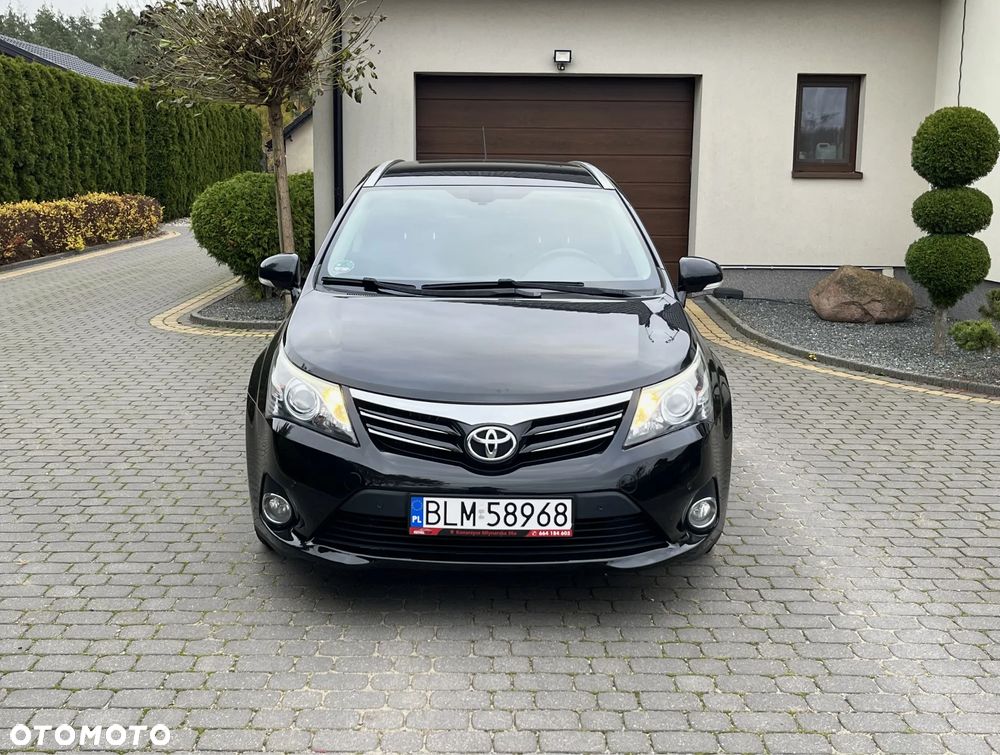 Toyota Avensis Touring Sports 1.8 Multidrive S Comfort - 2
