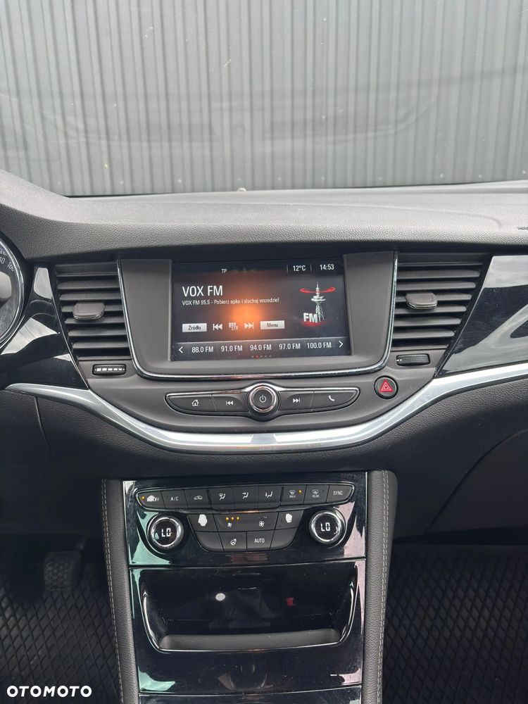 Opel Astra 1.4 Turbo Innovation - 14