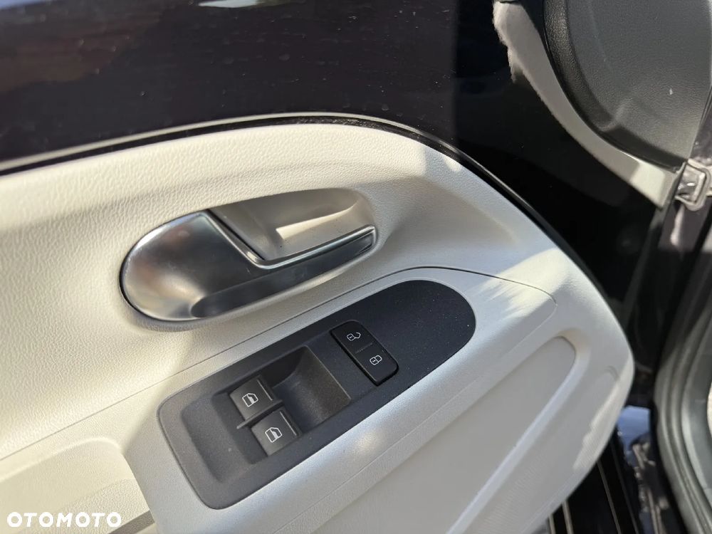 Volkswagen up! 1.0 move - 11