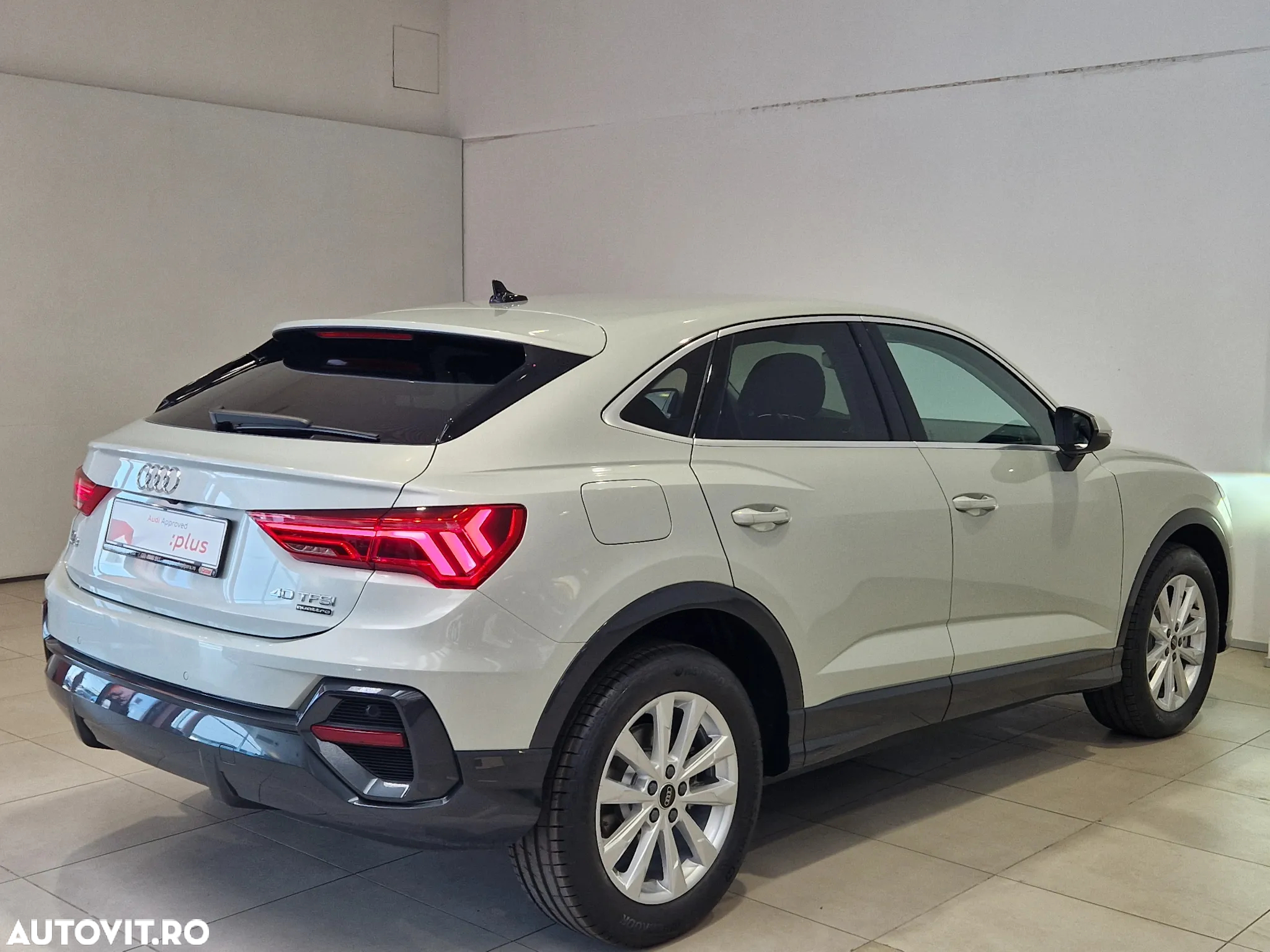 Audi Q3 2.0 40 TFSI S tronic quattro - 7