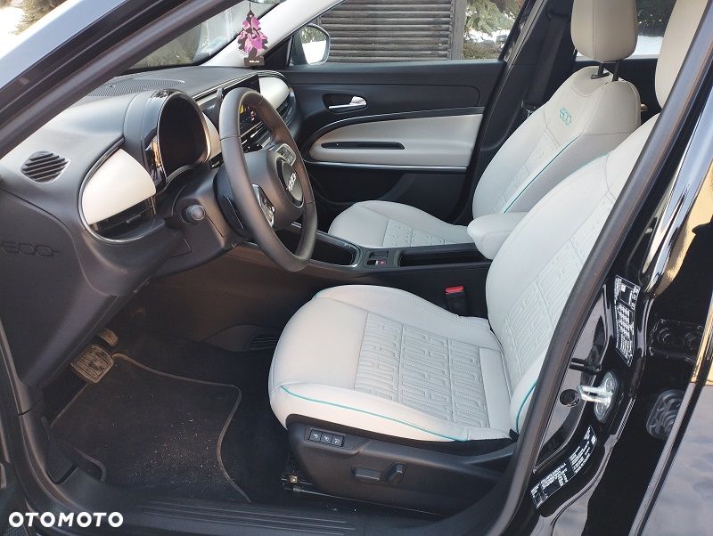 Fiat 600 HYBRID La Prima - 15