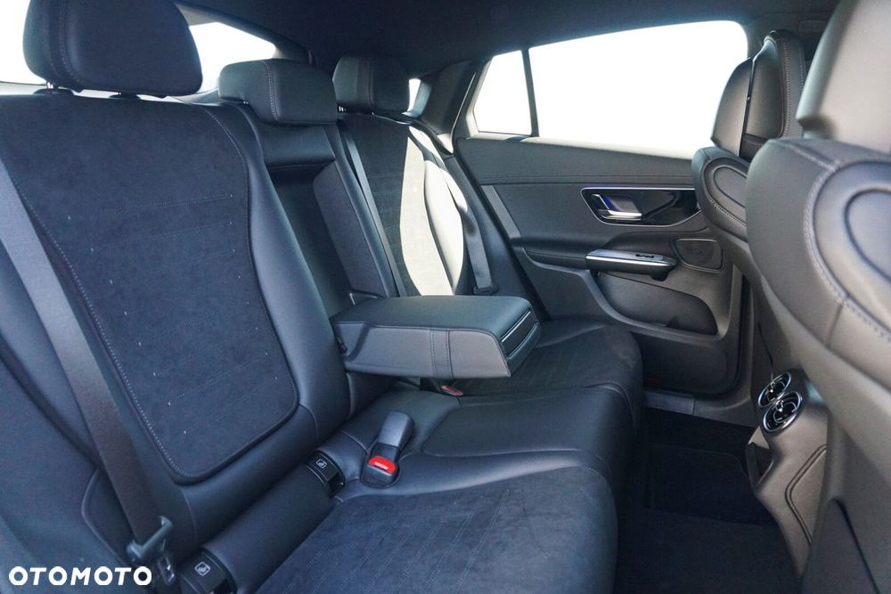 Mercedes-Benz GLC 220 d mHEV 4-Matic AMG Line - 13