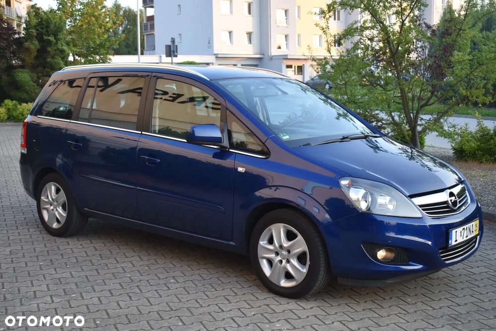 Opel Zafira - 17