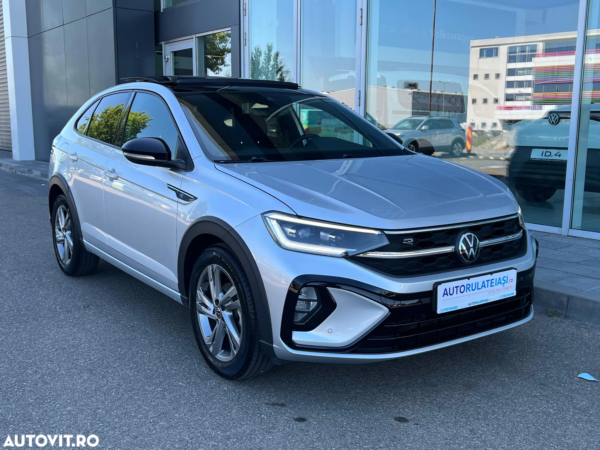 Volkswagen Taigo 1.0 TSI DSG R-Line - 2