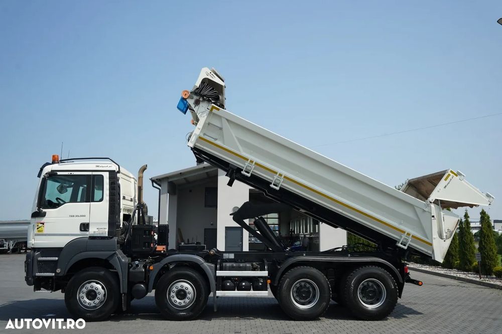 MAN TGS 35.500 / 8X4 / BASCULATOR CU 2 LATE / HIDROCLAPĂ / HIDROCLAPĂ BORDMATIC / PERDĂ ELECTRICĂ / AUTOMATĂ / EURO 6 - 3