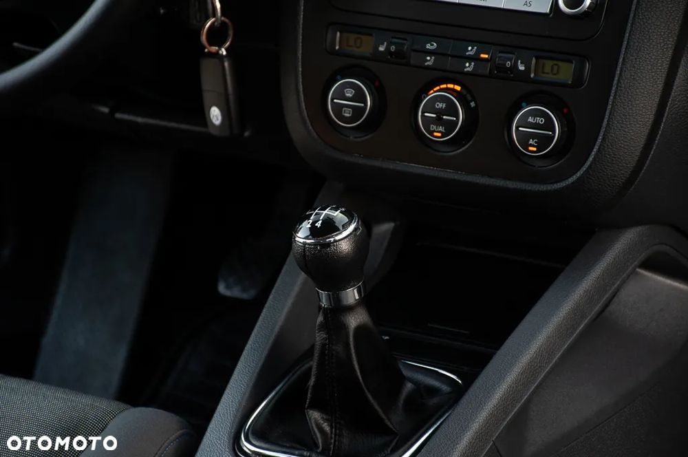 Volkswagen Golf 1.6 Tour Edition - 36