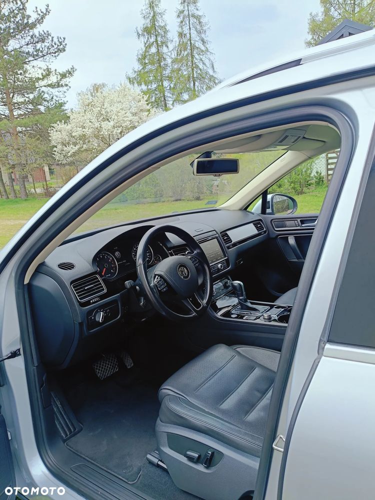 Volkswagen Touareg - 17