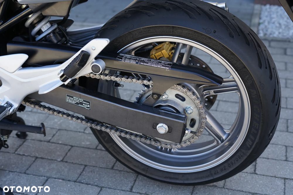 Honda CBF - 26