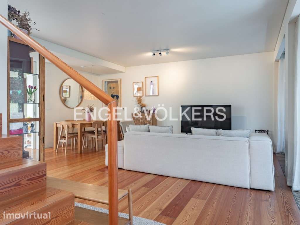 Moradia T4 em prestigiado condominio privado - Grande imagem: 4/35