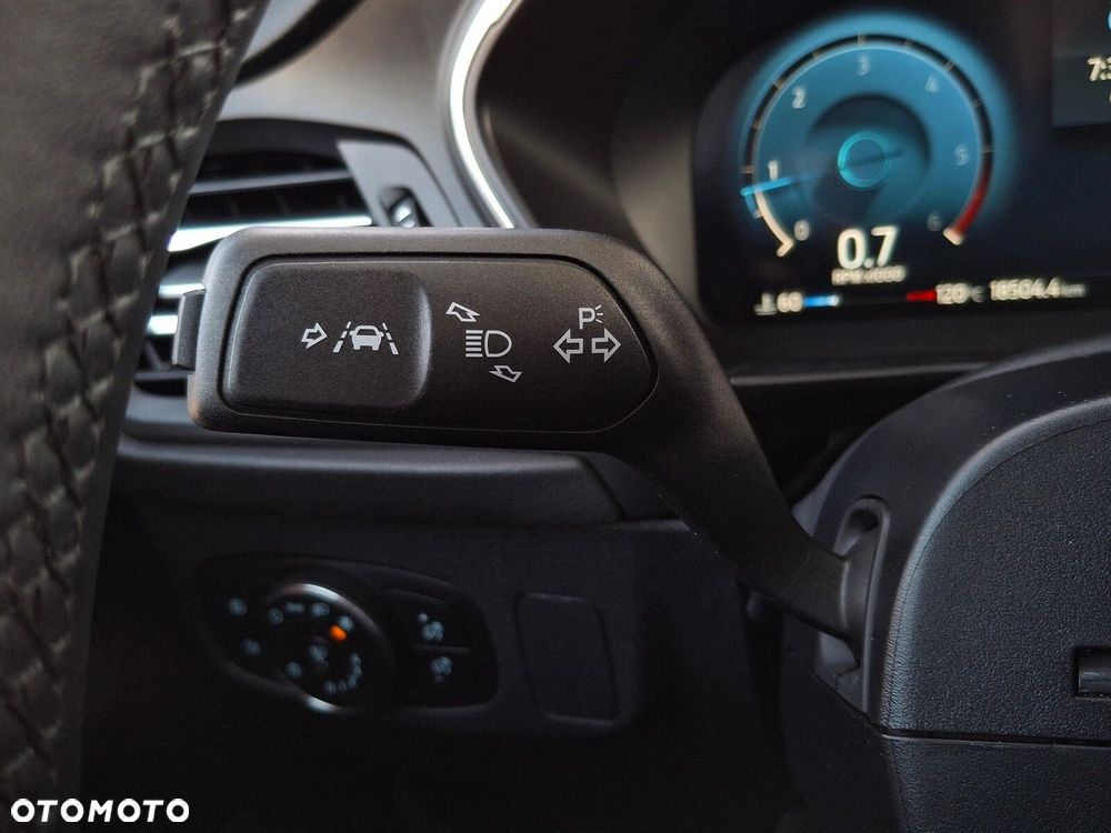 Ford Focus 1.5 EcoBlue Titanium X - 17