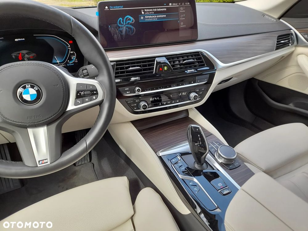 BMW Seria 5 - 12