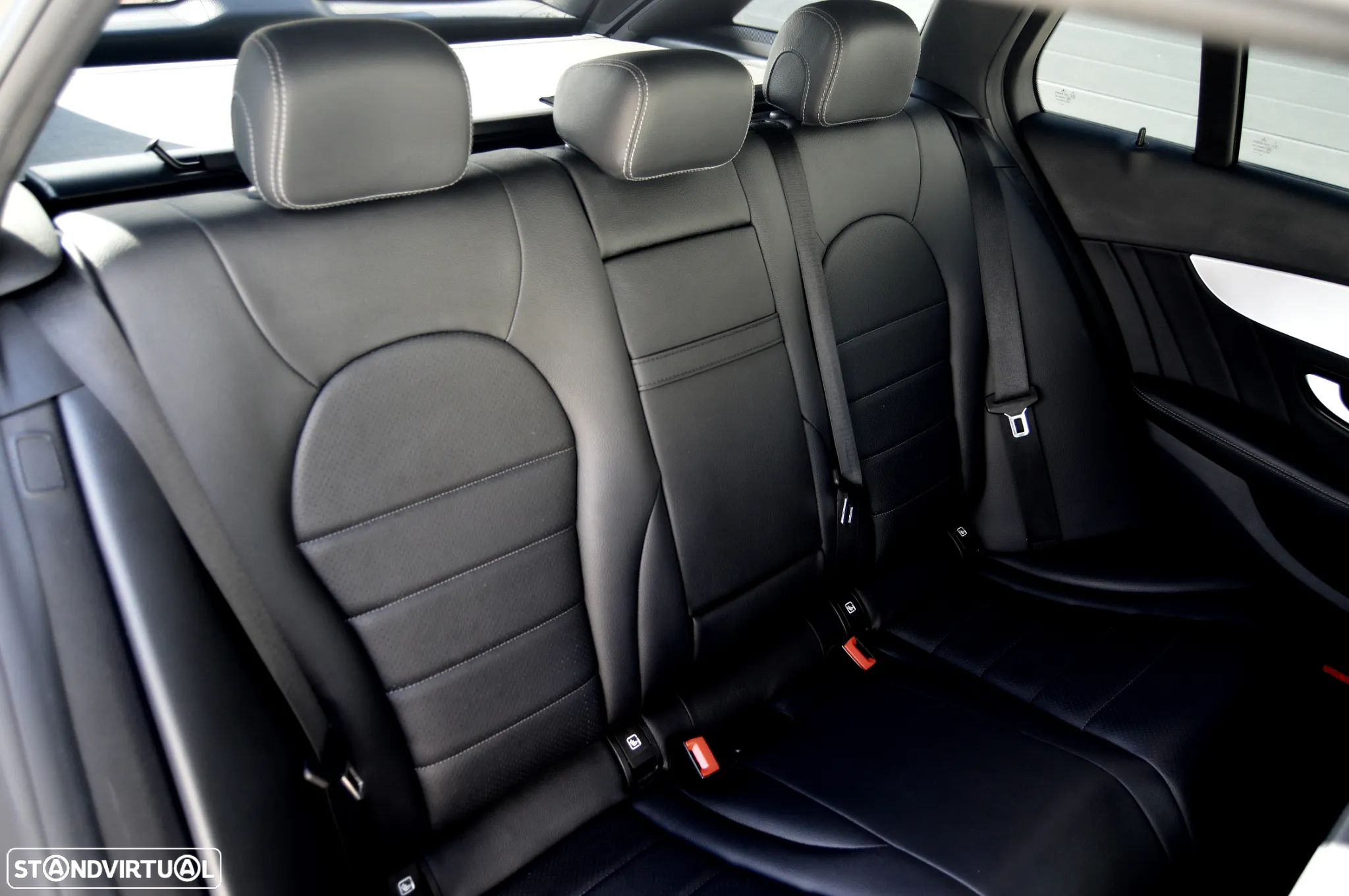 Mercedes-Benz C 300 de AMG Line - 28