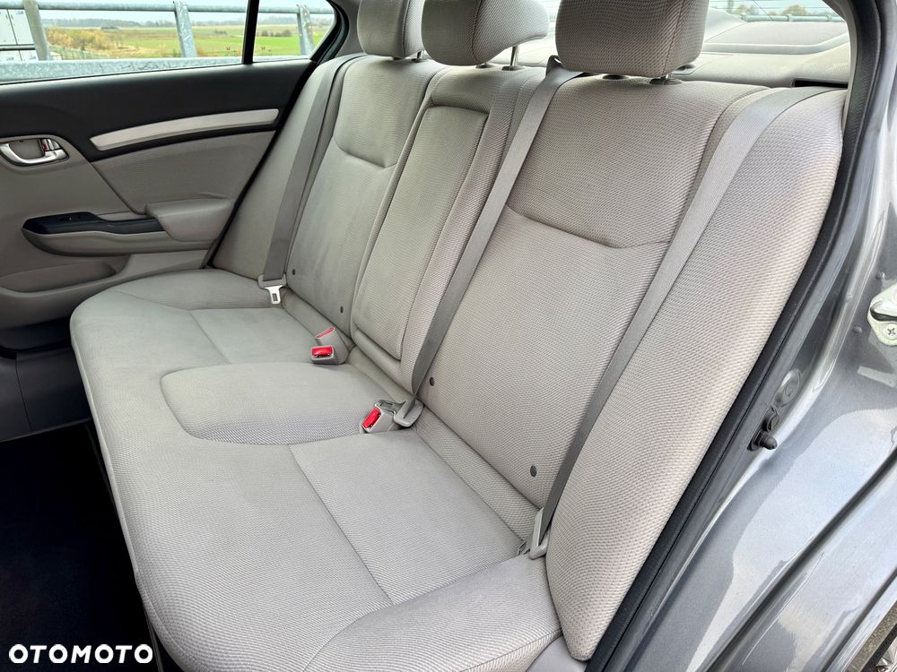 Honda Civic 1.8 Executive i-SHIFT - 15