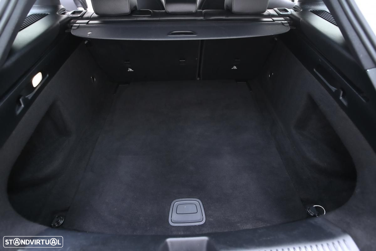 Mercedes-Benz CLA 200 d Shooting Brake Style Plus Aut. - 13