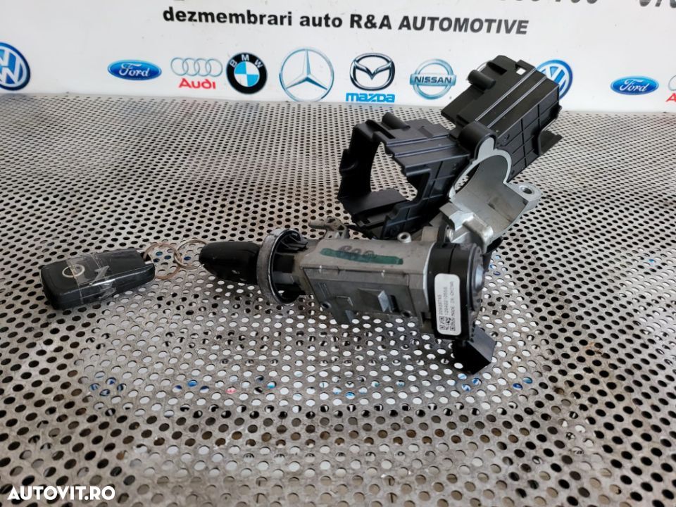 Contact Cu Cheie Opel Astra J Volan Stanga Dezmembrez Opel Astra J Cod 20939745  12940210556 - 4