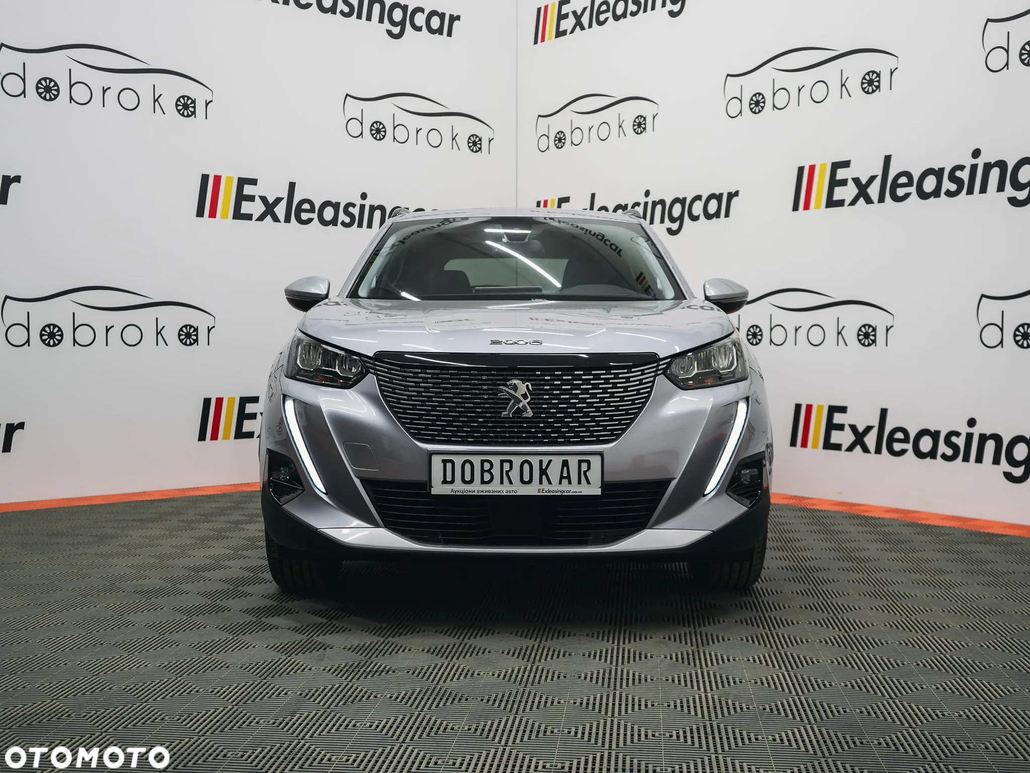 Peugeot 2008 1.5 BlueHDi Allure S&S EAT8 - 4