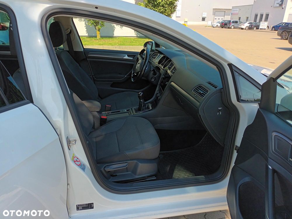 Volkswagen Golf 1.5 TSI BMT Comfortline - 8