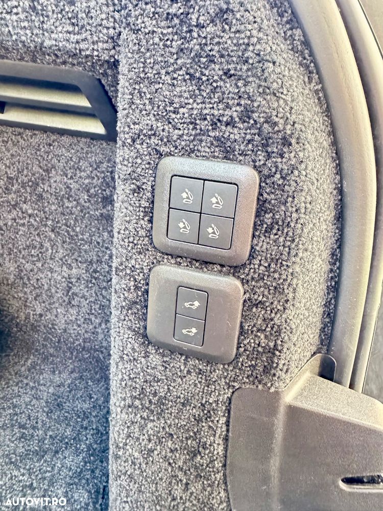 Land Rover Range Rover 3.0L TDV6 LWB Vogue - 8