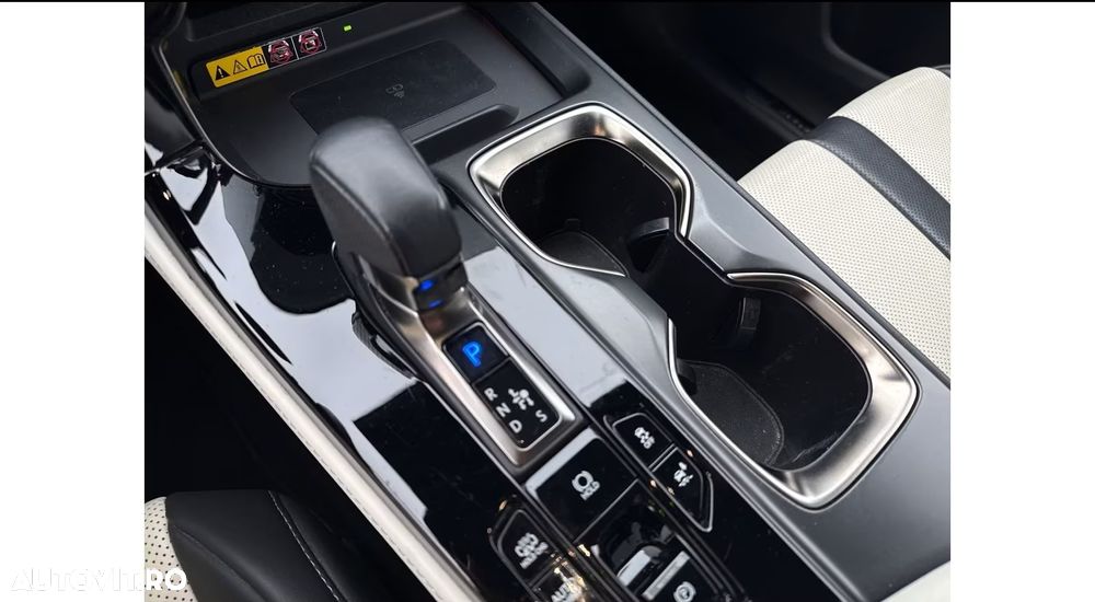 Lexus Seria NX 450h+ E-FOUR F SPORT - 14