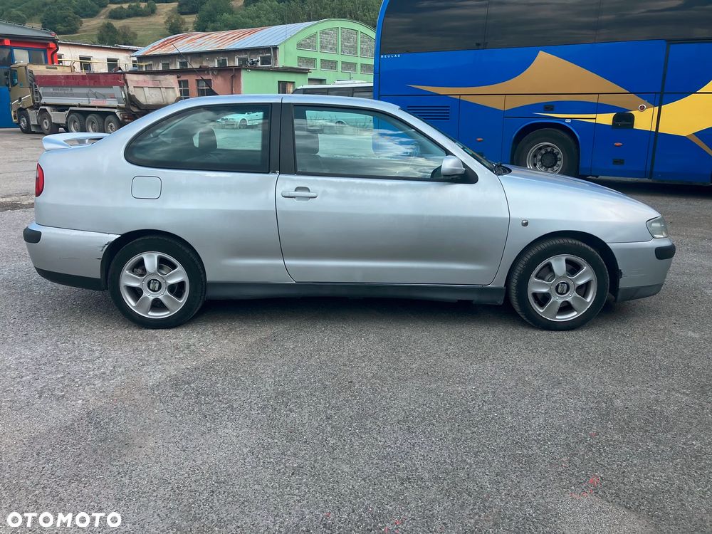 Seat Cordoba 1.9 TDI Sport - 6