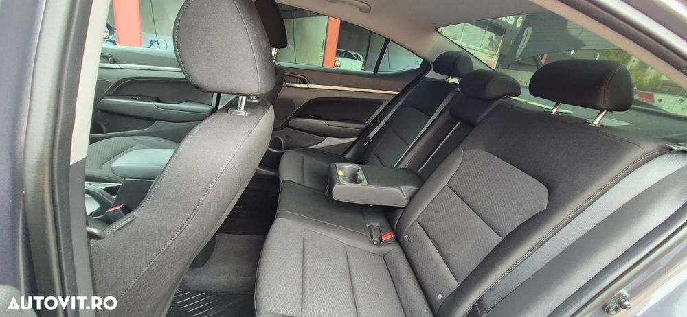 Hyundai Elantra 1.6 MPi Aut. Exclusive - 14