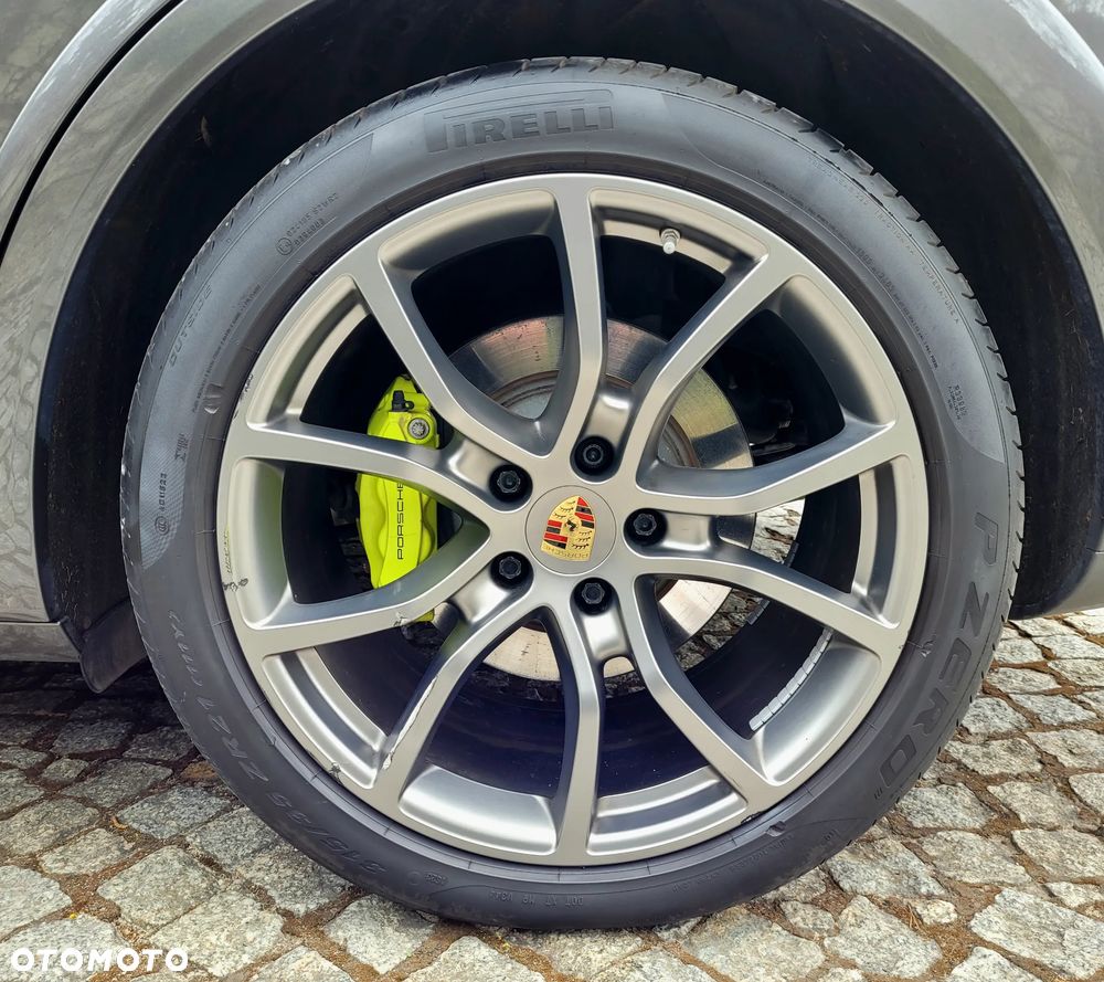 Porsche Cayenne E-Hybrid - 21
