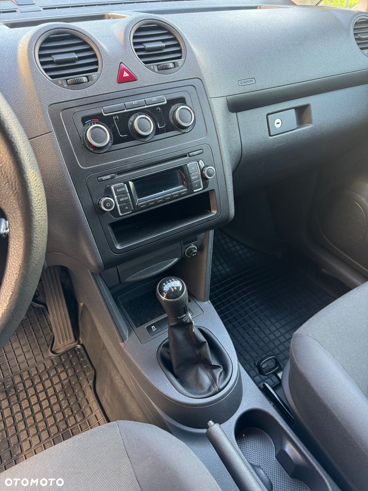 Volkswagen CADDY - 11