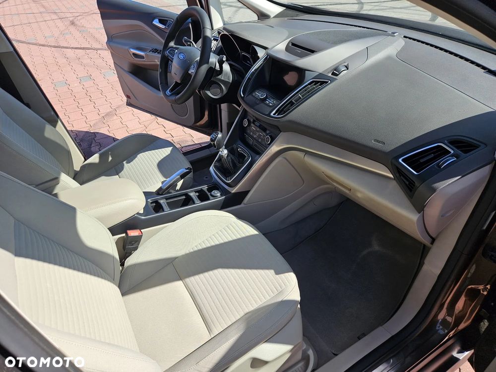 Ford C-MAX - 10