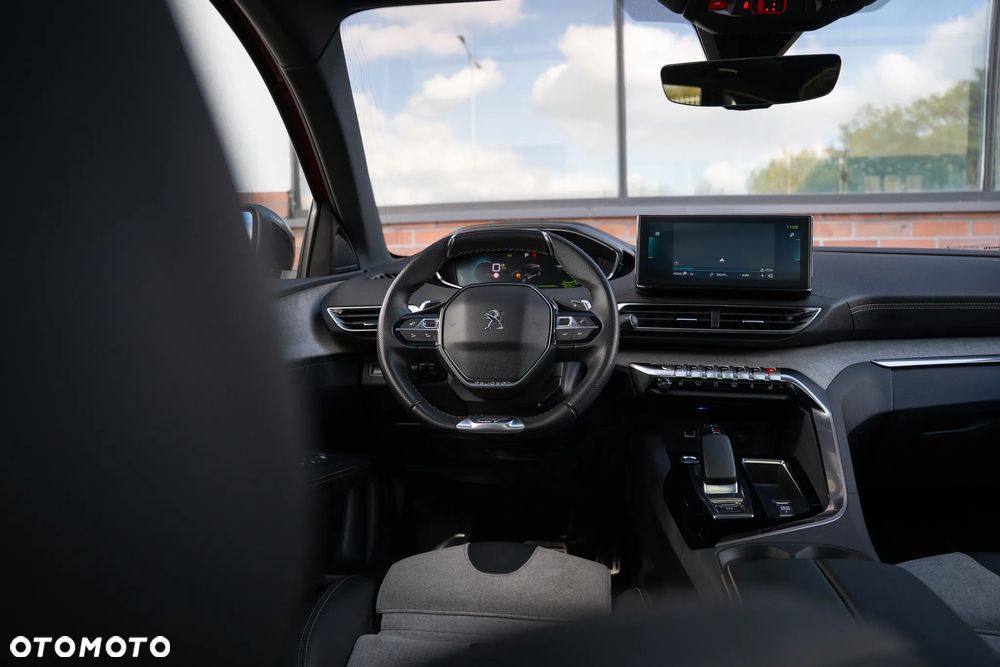 Peugeot 3008 Plug-In Hybrid 225 e-EAT8 GT - 28