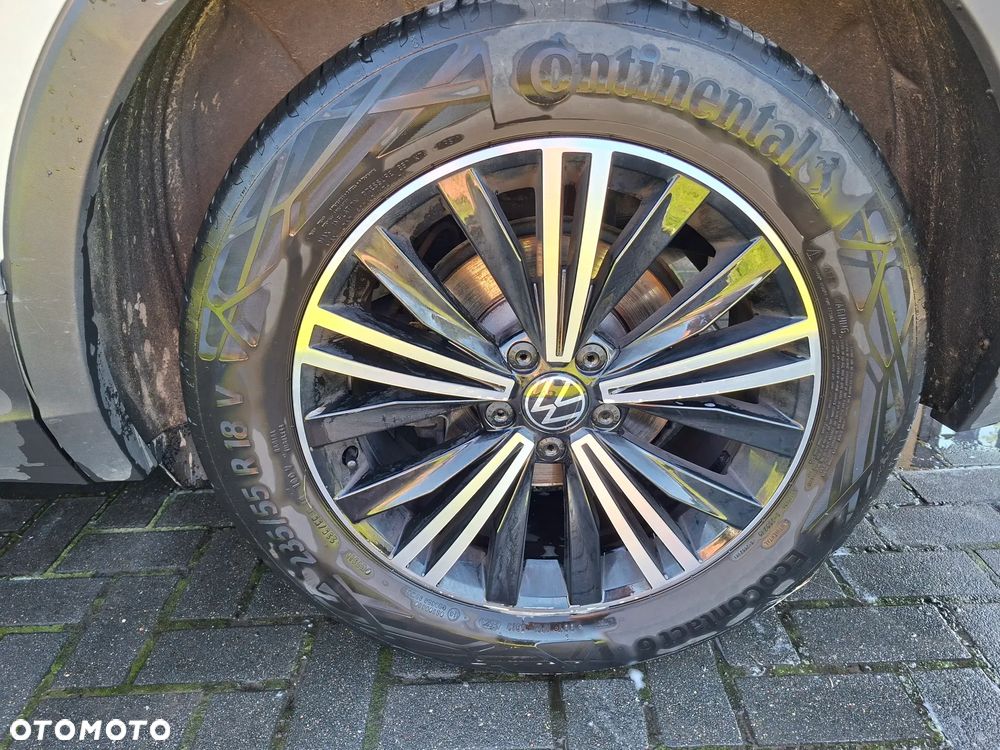 Volkswagen Tiguan ver-2-0-tdi-scr-life - 10