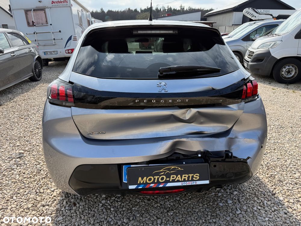 Peugeot 208 - 7