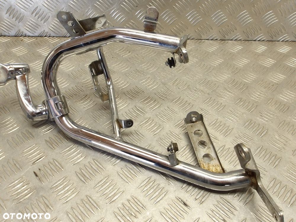 Gmol lewy osłona silnika spacerówka YAMAHA XVZ 1300 ROYAL STAR VENTURE 99-13r   PN. 4XY-28418-01 - 2