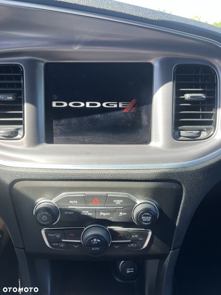 Dodge Charger 5.7 R/T - 14