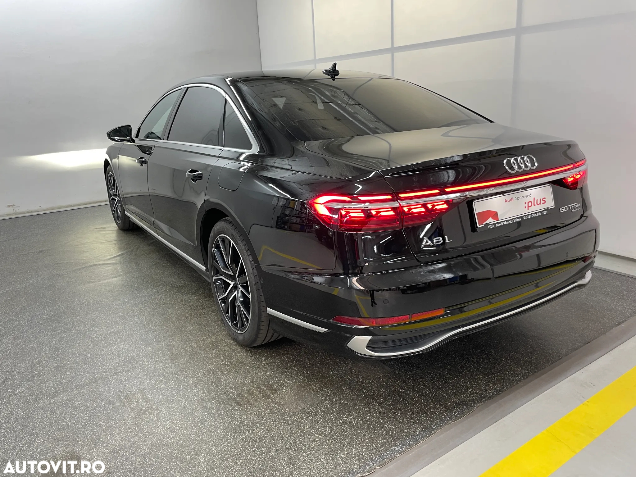 Audi A8 A8L 60 TFSI e quattro Tiptronic PHEV - 3
