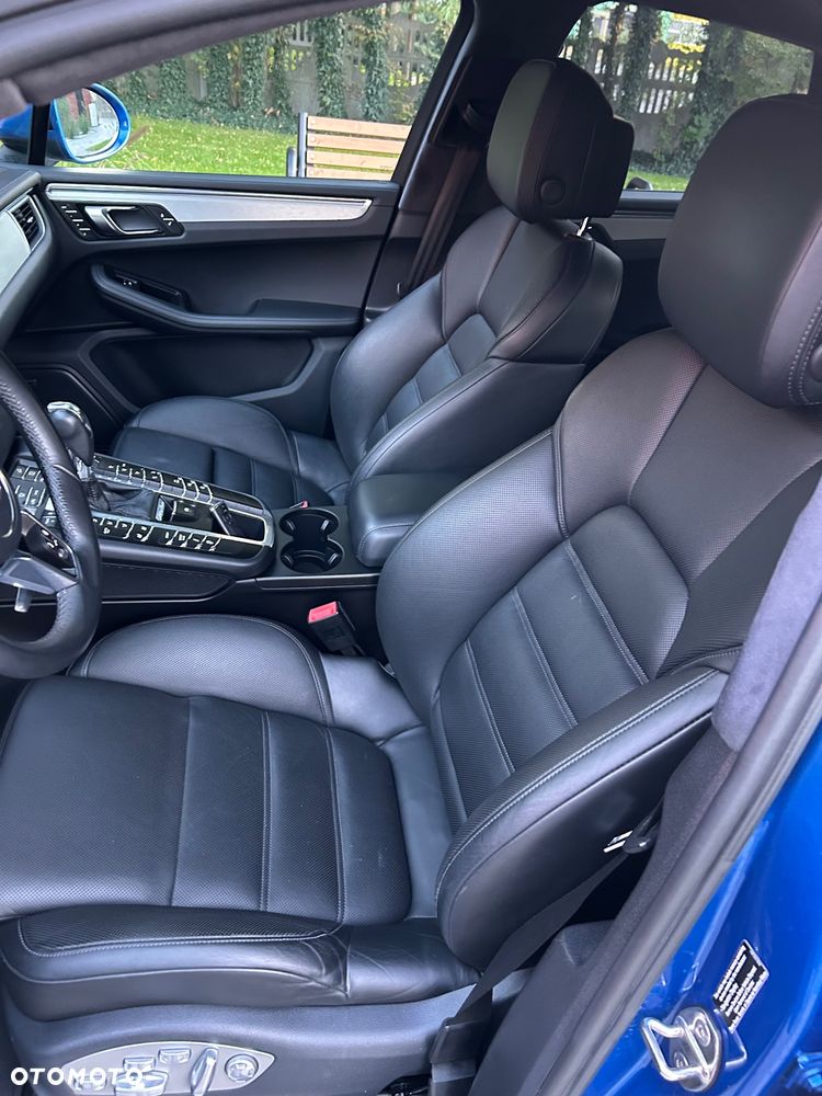 Porsche Macan Turbo - 15