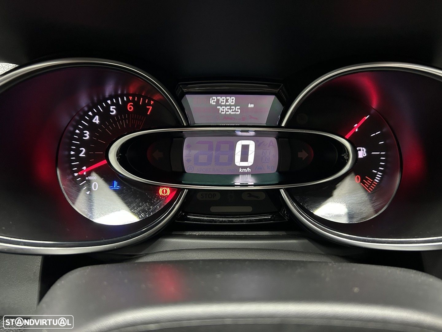 Renault Clio Sport Tourer 0.9 TCe Zen - 9