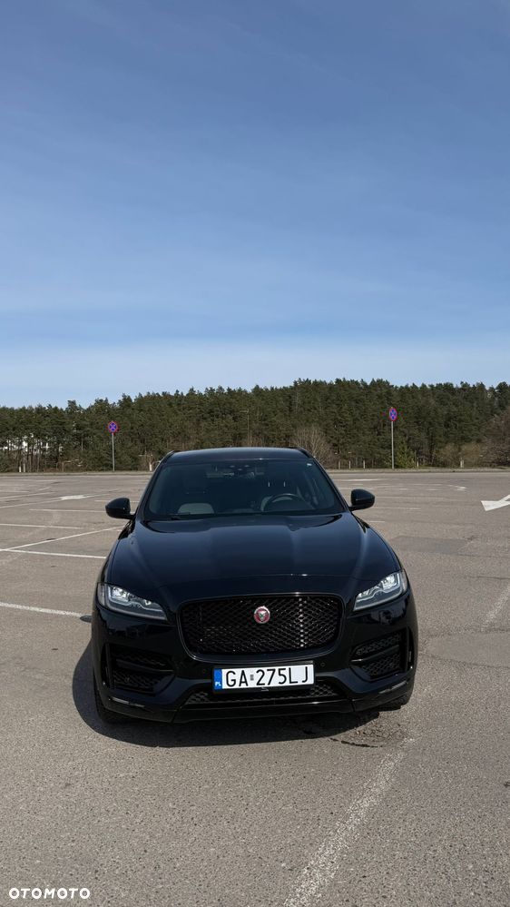 Jaguar F-Pace 2.0 i4D AWD R-Sport - 17
