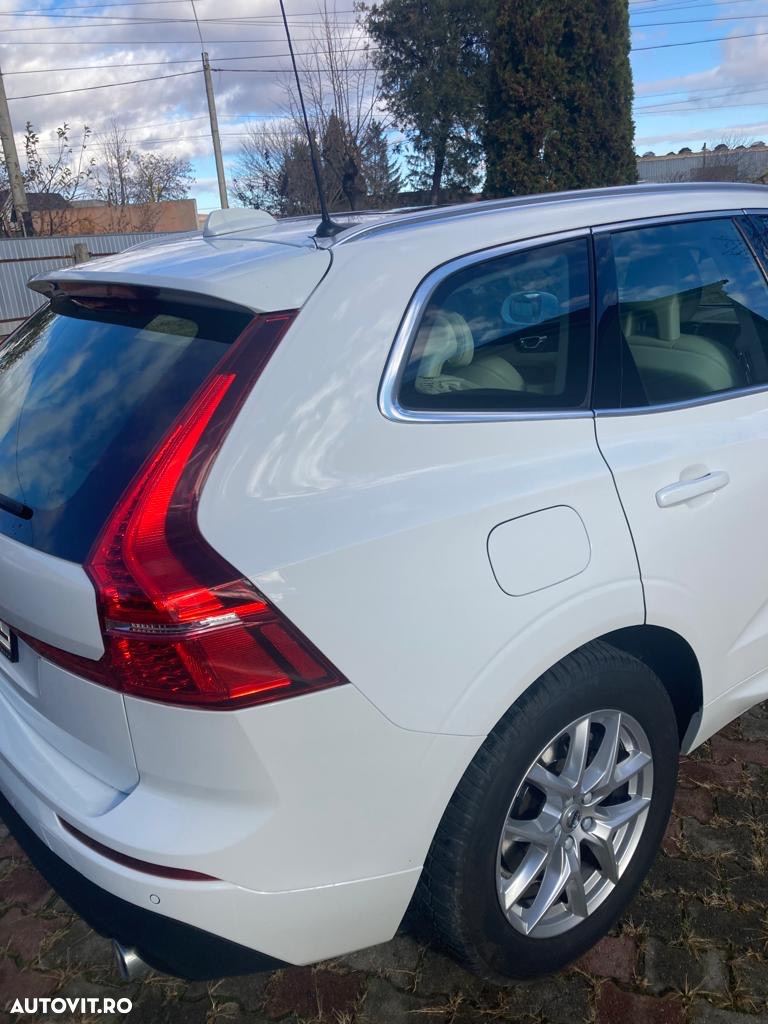 Volvo XC 60 D4 AWD Momentum - 4