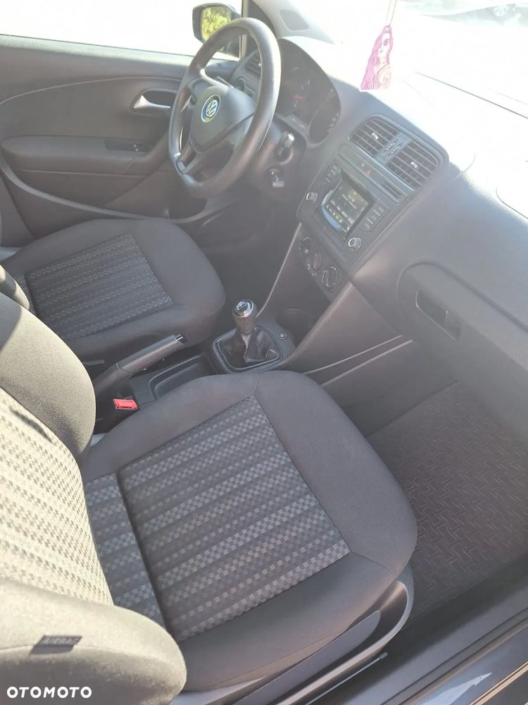 Volkswagen Polo - 6